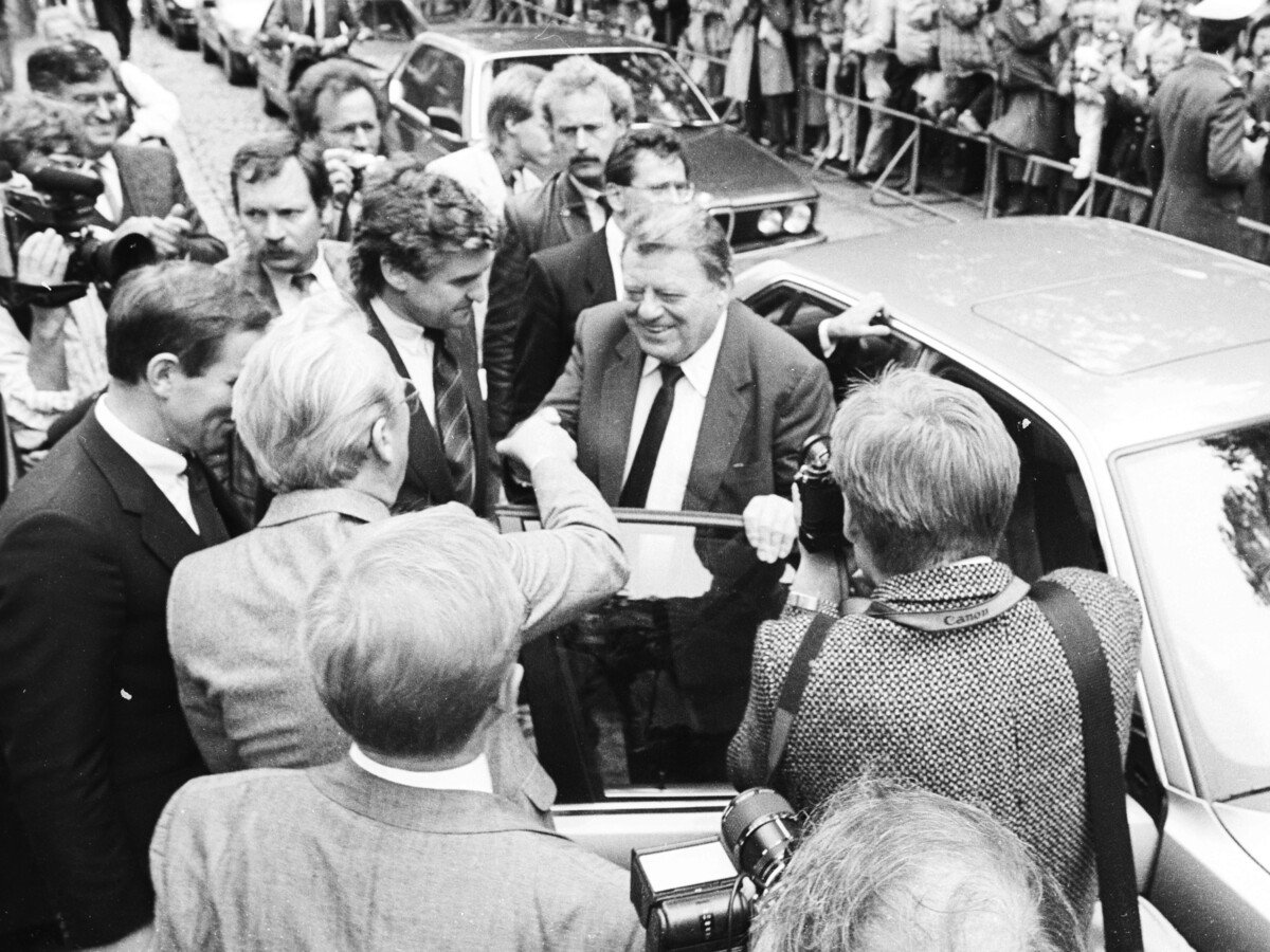 Ministerpräsident und CSU-Vorsitzender Franz-Josef Strauß wirbt in Ratzeburg für Barschel (10. Sept. 1987).