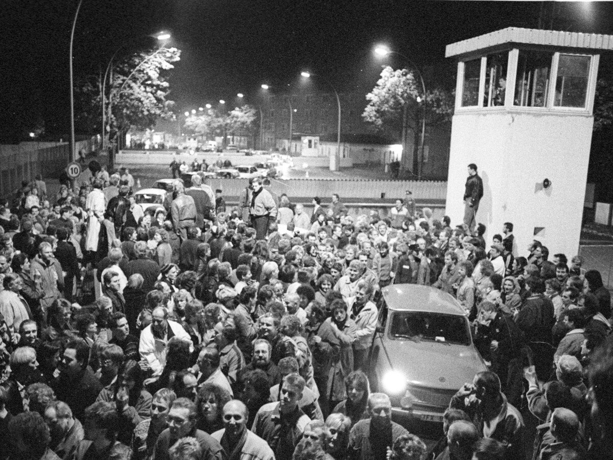 Grenzübergang Sonnenallee am 9. November 1989